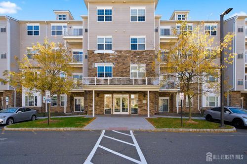 324 Pond Ln, Piscataway, NJ, 08854-7400 | Card Image