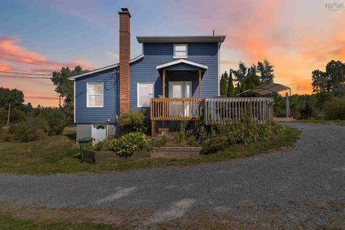 20637 Highway 2, Shubenacadie East, NS, B0N2H0 | Card Image