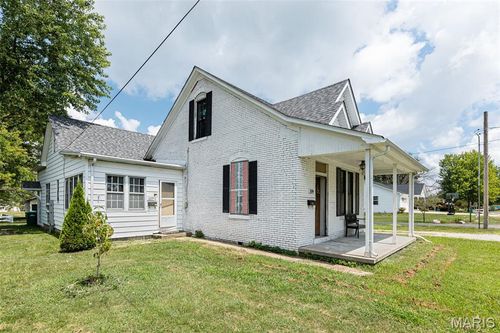 109 Gooding St, Millstadt, IL, 62260-1205 | Card Image