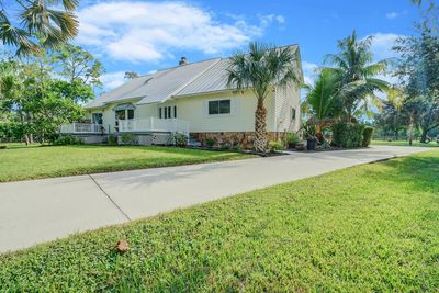 5212 Homeland Road, House other with 4 bedrooms, 3 bathrooms and null parking in Lake Worth FL | Image 2