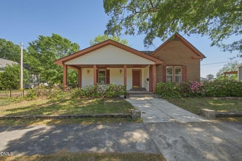329 S Barbour Street, Clayton, NC, 27520 | Card Image