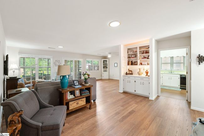 310 Downs Blvd, Townhouse with 2 bedrooms, 2 bathrooms and 1 parking in Clemson SC | Image 6
