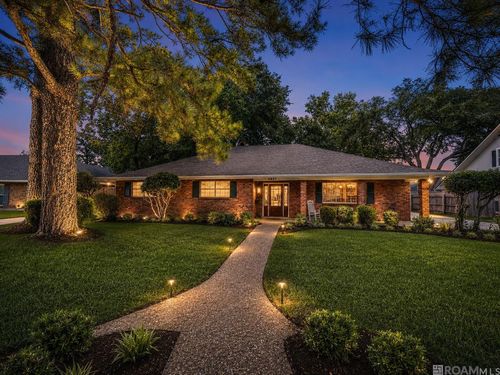 8833 Bayside Ave, Baton Rouge, LA, 70806-7950 | Card Image