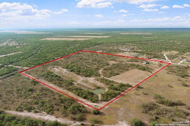 226 Private Rd 3251, Home with 4 bedrooms, 2 bathrooms and null parking in Alice TX | Image 48