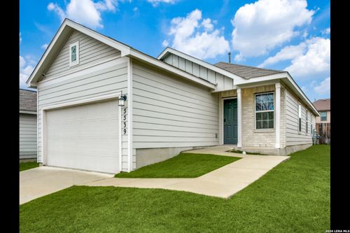 5539 Midcrown Dr, San Antonio, TX, 78218-1674 | Card Image