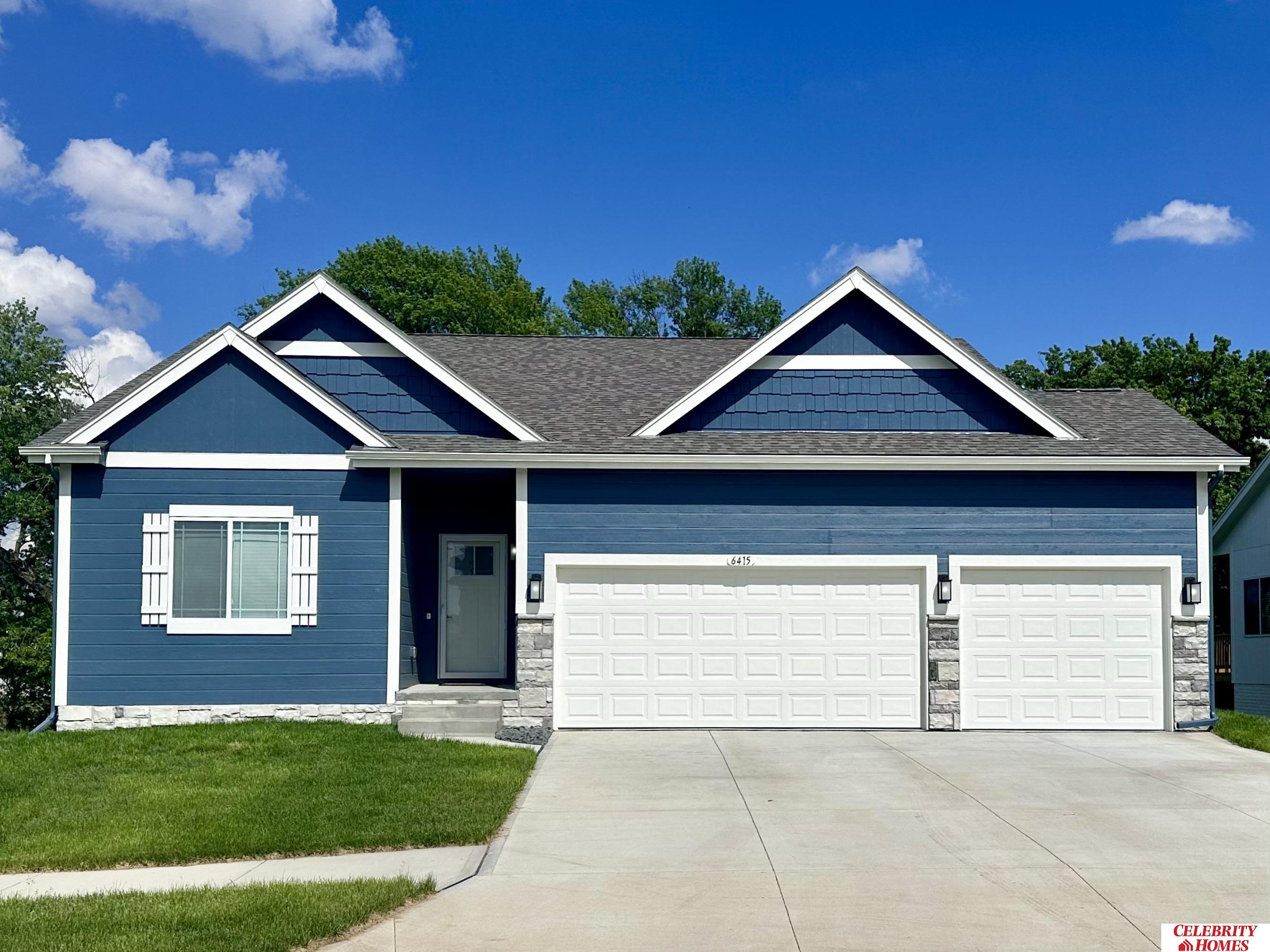 Portal St, Omaha, NE 68136