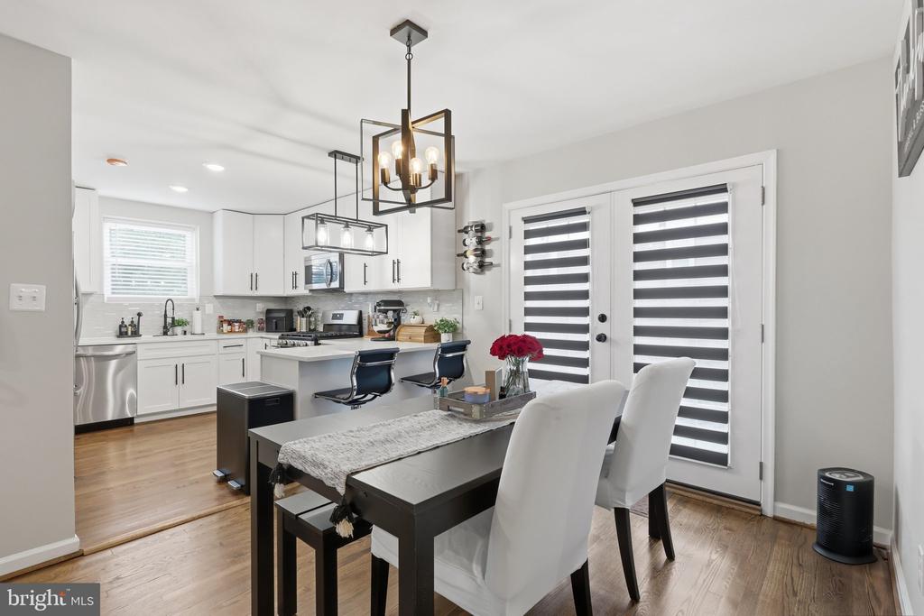 Residential in SUITLAND 4
