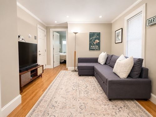 1-6 Bristol St, East Cambridge, MA, 02141-1946 | Card Image