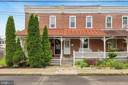 252 N 3rd St, NORTH WALES, PA, 19454-3108 | Card Image