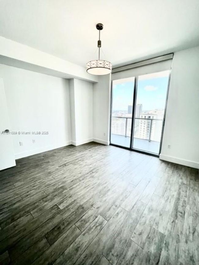 PH4023 - 1111 Sw 1 St Ave, Condo with 2 bedrooms, 2 bathrooms and null parking in Miami FL | Image 9