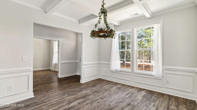 Formal Dining Room | Image 18