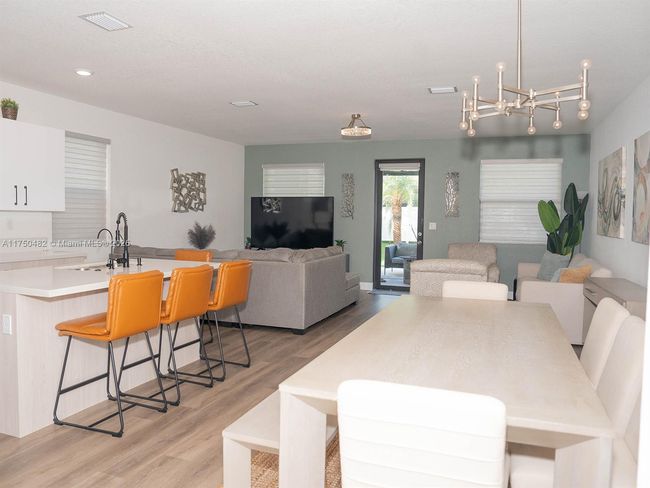 3473 W 110 Th Ter, House other with 4 bedrooms, 3 bathrooms and null parking in Hialeah FL | Image 7
