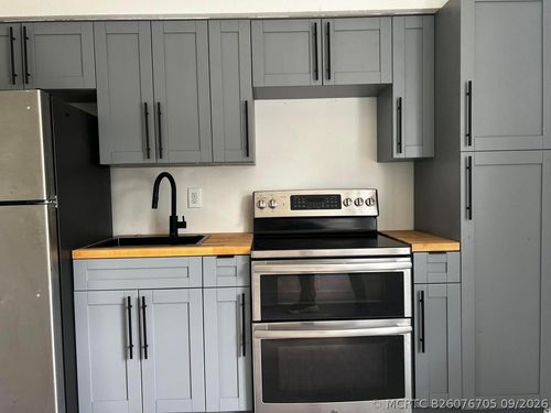 1-1197 W 35th St, Riviera Beach, FL, 33404-2915 | Card Image
