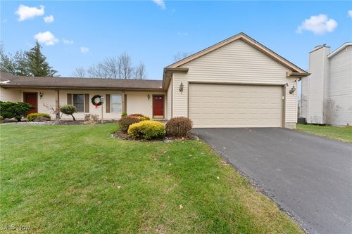 524 Shadydale Drive, Canfield, OH, 44406 | Card Image