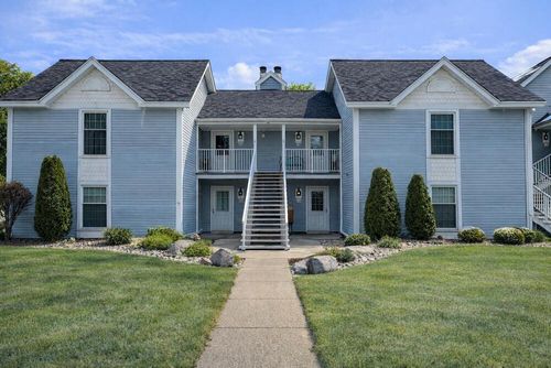 300 Foxwood Unit 160 Drive, Waterford, WI, 53185 | Card Image