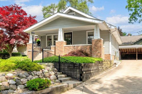 325 Parkdale Ave, Rochester, MI, 48307-1616 | Card Image
