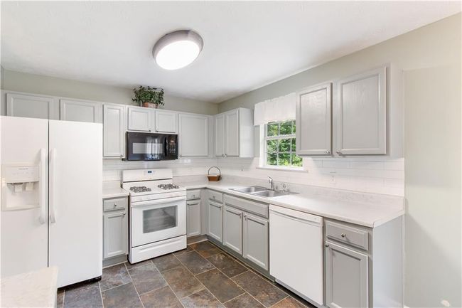 7108 Hummingbird Ln, House other with 5 bedrooms, 2 bathrooms and null parking in Winston GA | Image 11