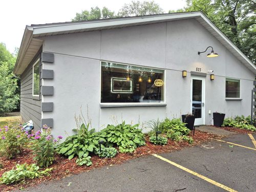 823 N Benton Dr, Sauk Rapids, MN, 56379-1542 | Card Image