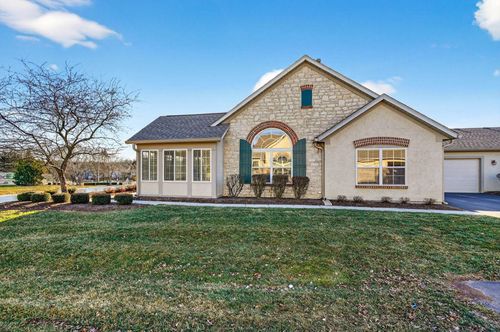 7529 Red Maple Pl, Westerville, OH, 43082-7032 | Card Image