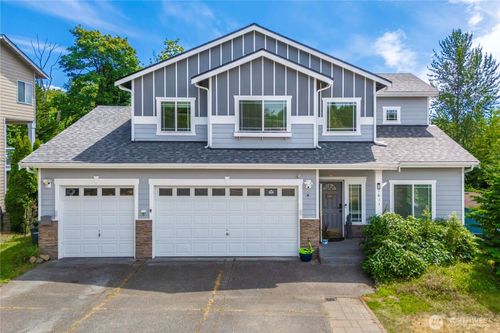 1611 S 222nd Street, Des Moines, WA, 98198 | Card Image