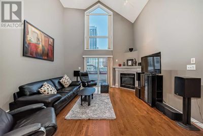 777 3 Ave Sw, Condo with 2 bedrooms, 2 bathrooms and 1 parking in Calgary AB | Image 1