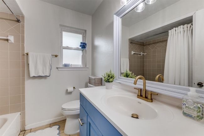 10535 Longmeadow Dr, House other with 3 bedrooms, 2 bathrooms and null parking in Dallas TX | Image 15