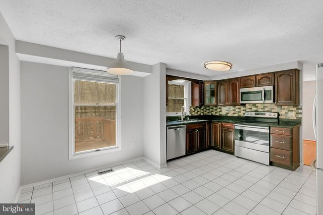 7567 Cloud Ct, House other with 4 bedrooms, 4 bathrooms and null parking in SPRINGFIELD VA | Image 12
