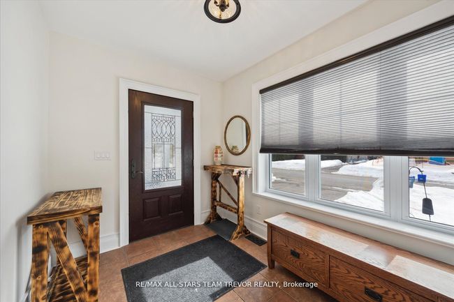 27 Corbett Cres, House other with 3 bedrooms, 4 bathrooms and 5 parking in Aurora ON | Image 14