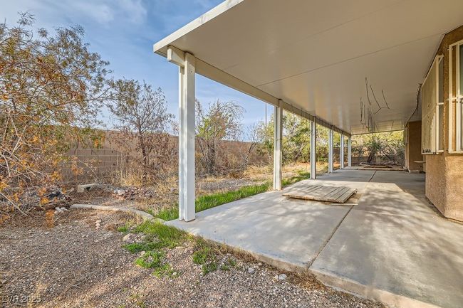View of patio with fence | Image 26