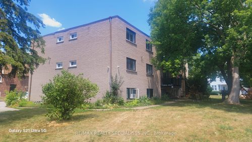 {{alt}} | Card Image