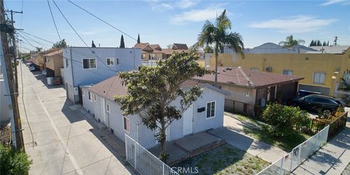 2514 Clarendon Ave, Huntington Park, CA, 90255-4016 | Card Image