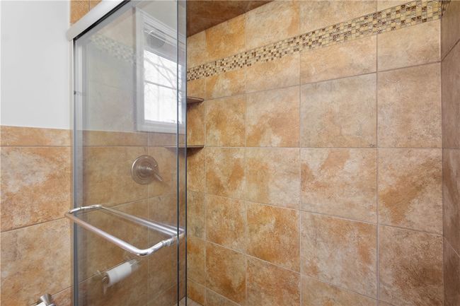 2671 Thorntree Dr, House other with 4 bedrooms, 3 bathrooms and 2 parking in Upper St. Clair PA | Image 34