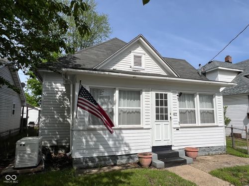 407 S 8th St, West Terre Haute, IN, 47885-1711 | Card Image