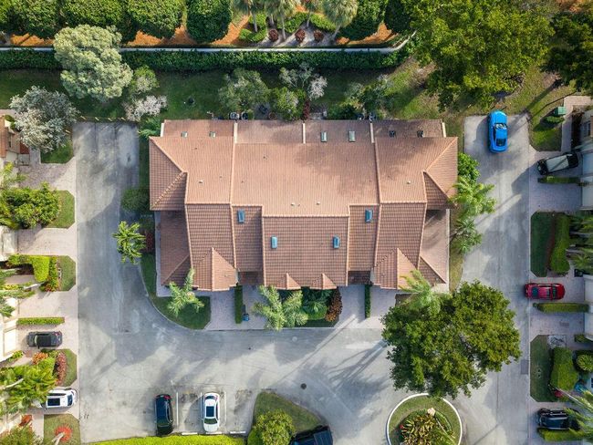 6798 Via Regina, Condo with 3 bedrooms, 3 bathrooms and null parking in Boca Raton FL | Image 27