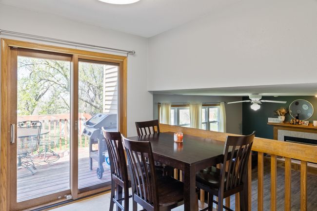 6923 Northview Dr, Home with 3 bedrooms, 3 bathrooms and null parking in Urbandale IA | Image 9