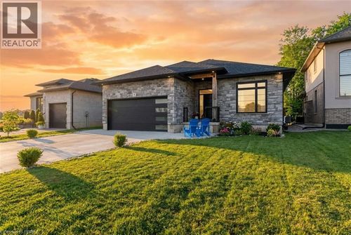 6 Windywood Lane, Norwich, ON, N0J1P0 | Card Image