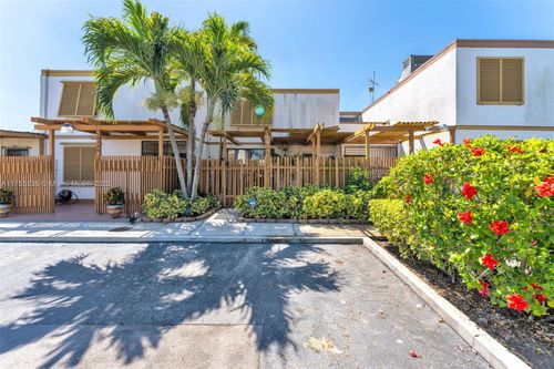 13190-13190 Sw 10th Terrace Dr, Miami, FL, 33184-2070 | Card Image