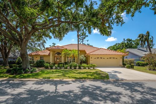 8202 Shadow Pine Way, SARASOTA, FL, 34238-5620 | Card Image