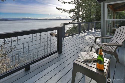455 Mineral Point Rd, Friday Harbor, WA, 98250-6932 | Card Image