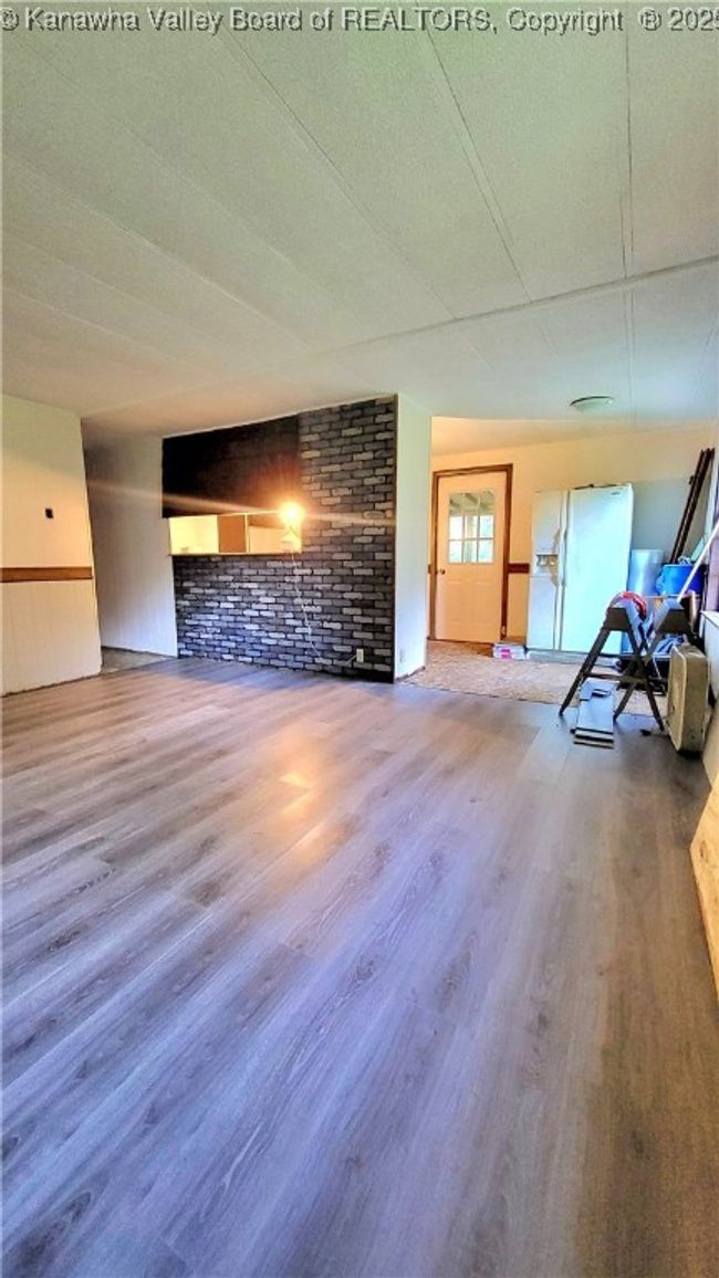 11241 Spencer Rd, House other with 3 bedrooms, 2 bathrooms and null parking in Le Roy WV | Image 8