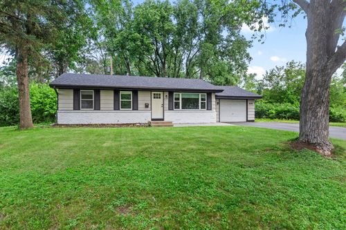 8209 Johnson Cir, Bloomington, MN, 55437-1215 | Card Image