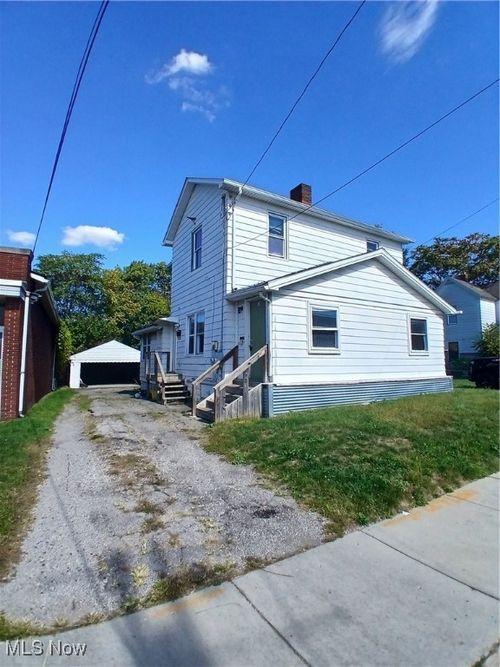 down-528 E Indianola Ave, Youngstown, OH, 44502-2320 | Card Image