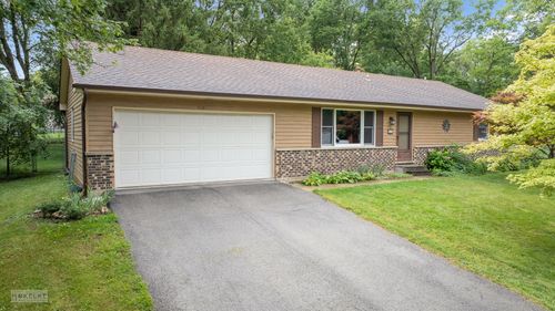 510 W Dolph St, Yorkville, IL, 60560-1619 | Card Image