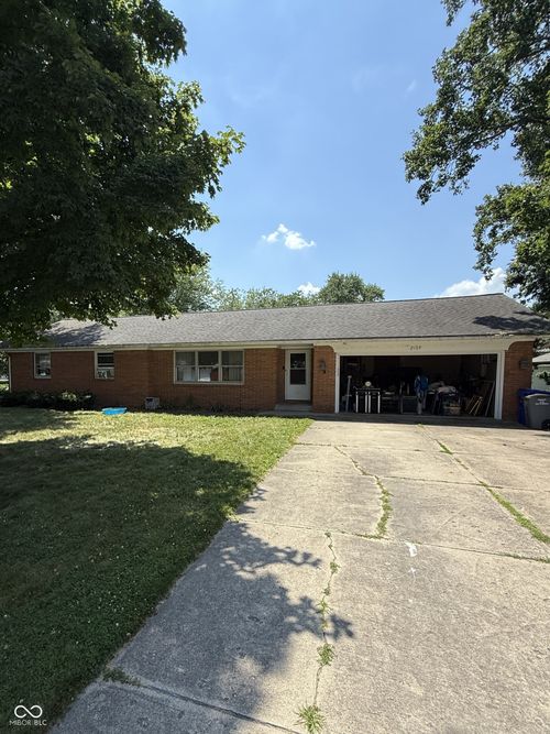 2109 Elva Dr, Kokomo, IN, 46902-2931 | Card Image