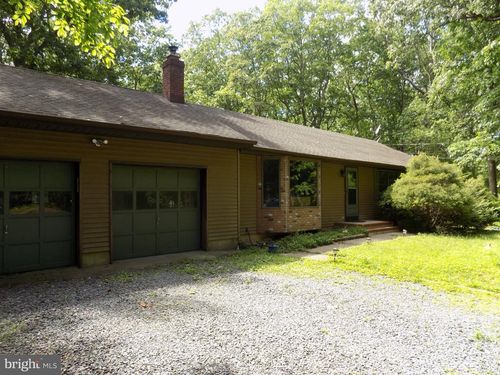 1 Filmore Rd, MILLSTONE TOWNSHIP, NJ, 08510-1512 | Card Image
