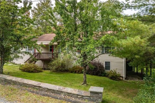 7 Redwood Ln, Swan Lake, NY, 12783-6922 | Card Image