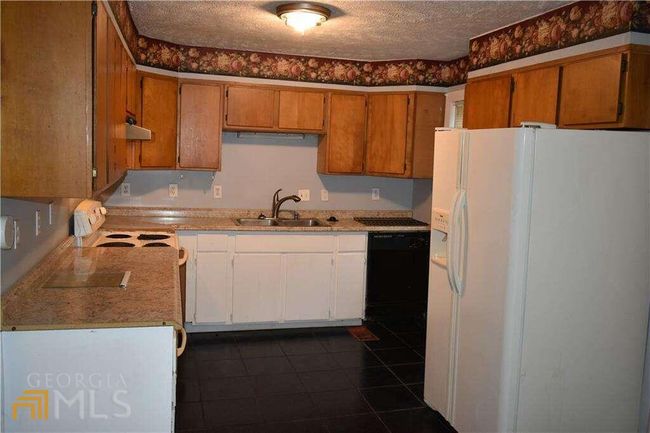 4328 Rushmore Pl, House other with 5 bedrooms, 3 bathrooms and null parking in Forest Park GA | Image 4