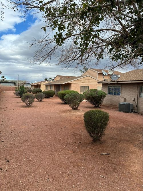 a-5135 Gray Ln, Las Vegas, NV, 89119-1746 | Card Image