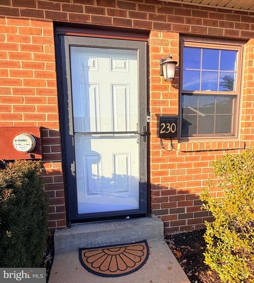 230 Holly Dr, KING OF PRUSSIA, PA, 19406-2551 | Card Image