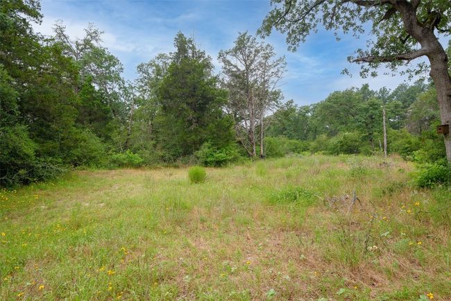 225 Lockwood Rd, House other with 3 bedrooms, 2 bathrooms and 4 parking in Red Rock TX | Image 36